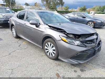 TOYOTA CAMRY HYBRID 2018
