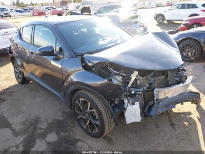 TOYOTA C-HR 2021