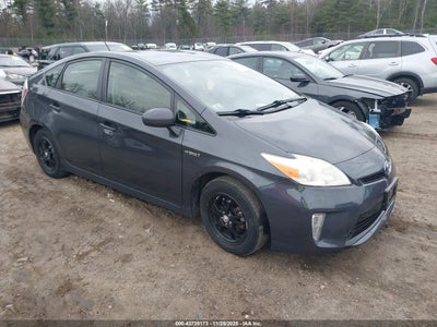 TOYOTA PRIUS 2014