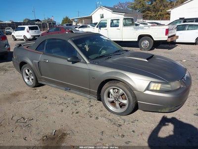 FORD MUSTANG 2001
