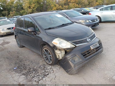 NISSAN VERSA 2010
