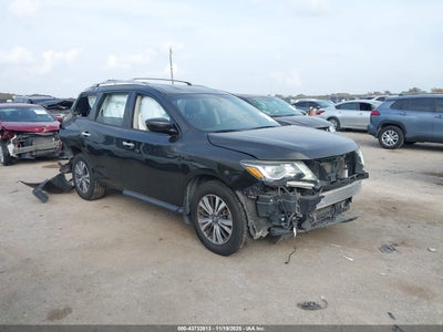 NISSAN PATHFINDER 2017