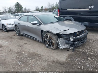 LUCID AIR 2025