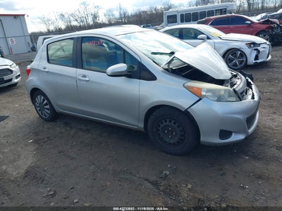TOYOTA YARIS 2012