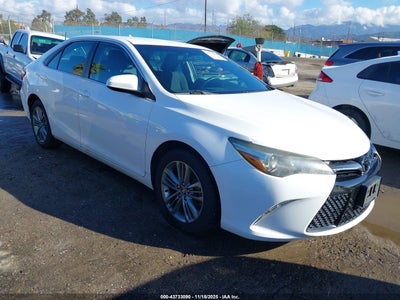 TOYOTA CAMRY 2016