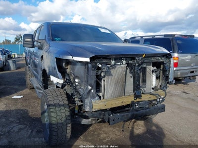 NISSAN TITAN XD 2023