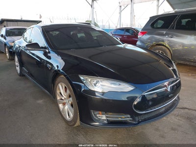 TESLA MODEL S 2015