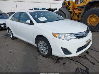 TOYOTA CAMRY 2014