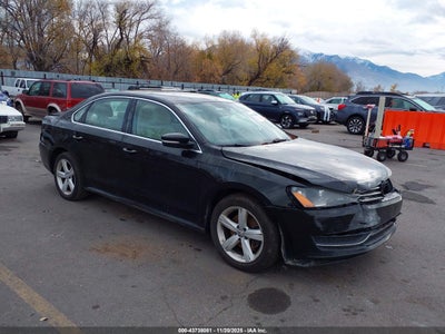 VOLKSWAGEN PASSAT 2013
