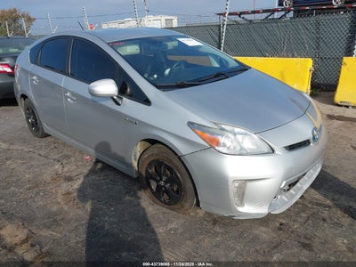 TOYOTA PRIUS 2013