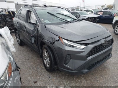 TOYOTA RAV4 2025