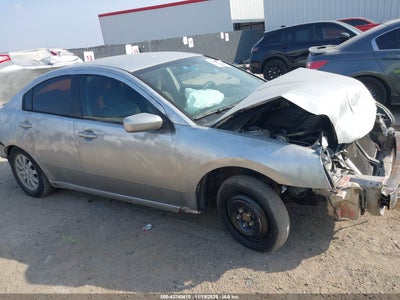 MITSUBISHI GALANT 2011