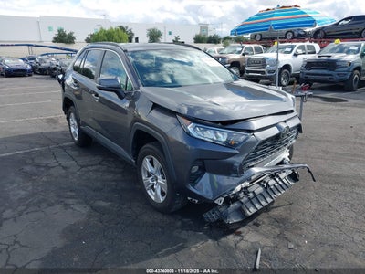 TOYOTA RAV4 2021