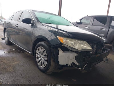TOYOTA CAMRY 2012