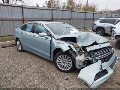 FORD FUSION HYBRID 2013