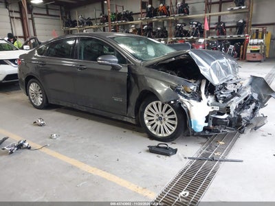 FORD FUSION ENERGI 2016