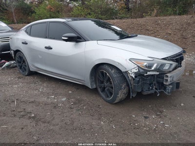 NISSAN MAXIMA 2017