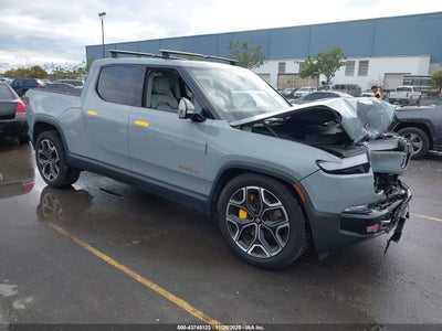 RIVIAN R1T 2023