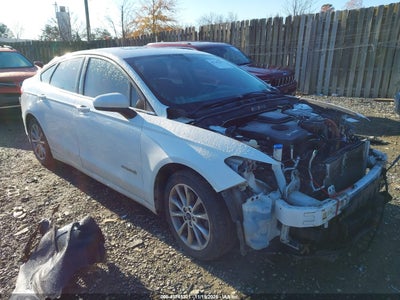 FORD FUSION HYBRID 2017