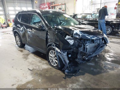 NISSAN ROGUE 2019