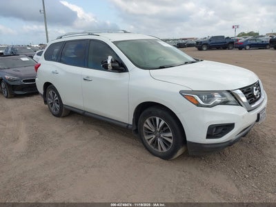 NISSAN PATHFINDER 2017