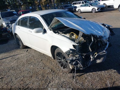 CHRYSLER 200 2012