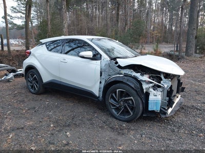 TOYOTA C-HR 2021