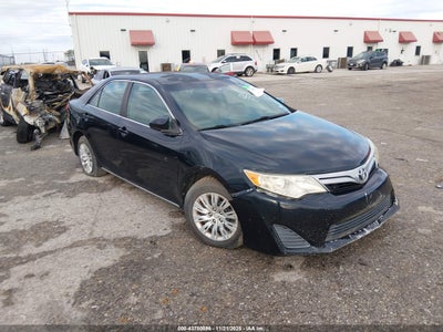 TOYOTA CAMRY 2013