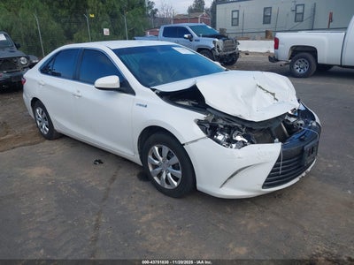 TOYOTA CAMRY HYBRID 2017