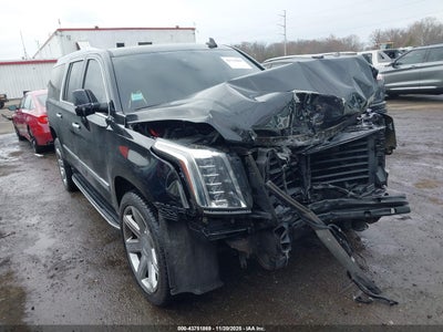 CADILLAC ESCALADE ESV 2020