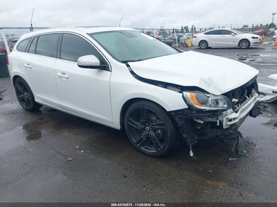 VOLVO V60 2017