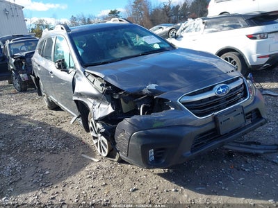 SUBARU OUTBACK 2022
