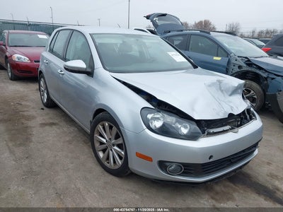 VOLKSWAGEN GOLF 2014