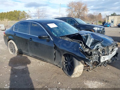 INFINITI Q40 2015