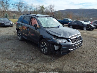 SUBARU FORESTER 2018