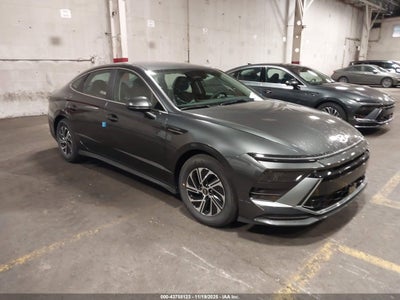 HYUNDAI SONATA HYBRID 2026