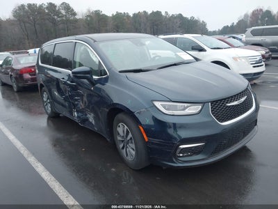 CHRYSLER PACIFICA HYBRID 2022
