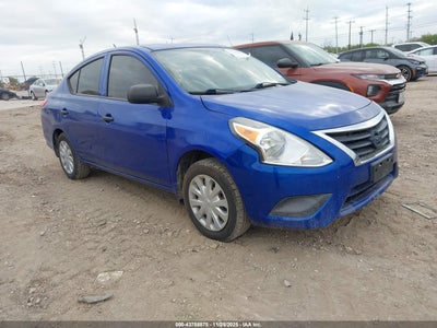 NISSAN VERSA 2015