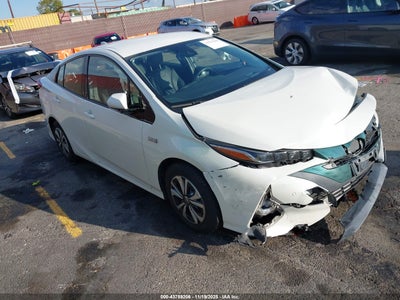 TOYOTA PRIUS PRIME 2019