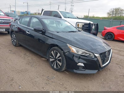 NISSAN ALTIMA 2019