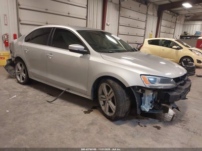 VOLKSWAGEN JETTA 2013