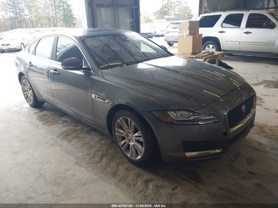 JAGUAR XF 2017