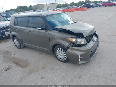 SCION XB 2013