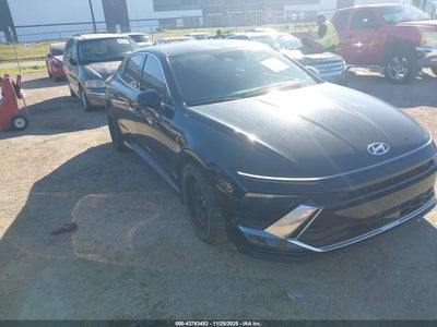 HYUNDAI SONATA HYBRID 2024