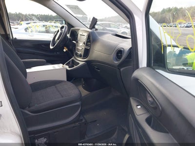 MERCEDES-BENZ METRIS 2016