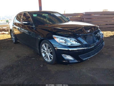 HYUNDAI GENESIS 2013