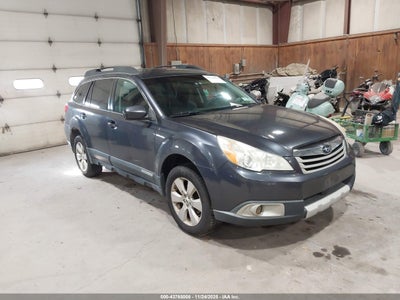 SUBARU OUTBACK 2011