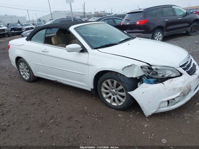 CHRYSLER 200 2014