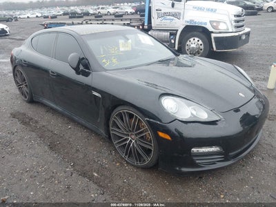 PORSCHE PANAMERA 2011