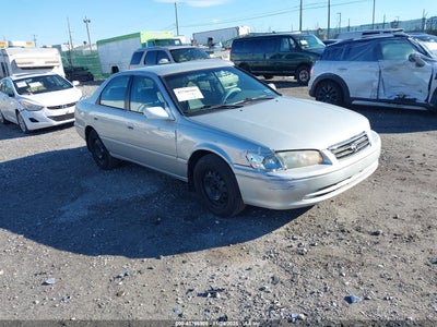 TOYOTA CAMRY 2001
